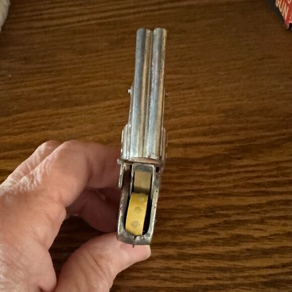 Tiger Brand Repeating Toy Gun - Picture 8 of 9